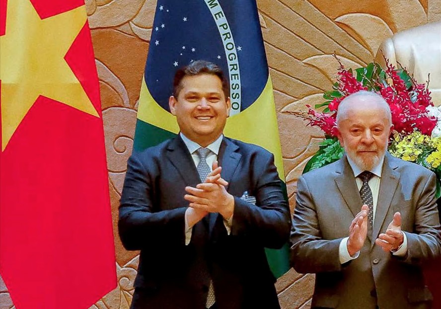 O presidente Lula e o presidente do Senado, Davi Alcolumbre