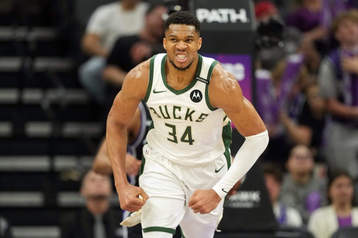 Giannis Antetokounmpo's huge third quarter helps push Bucks past Kings: 'He  wouldn't be denied' - The Athletic