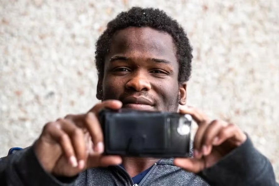 Norte-americano Floyd L. Wallace Jr. foi preso por suspeita de crimes sexuais contra menores