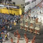 Acadêmicos de Niterói vira alvo de críticas e questionamentos judiciais após ensaio com provocações a Bolsonaro