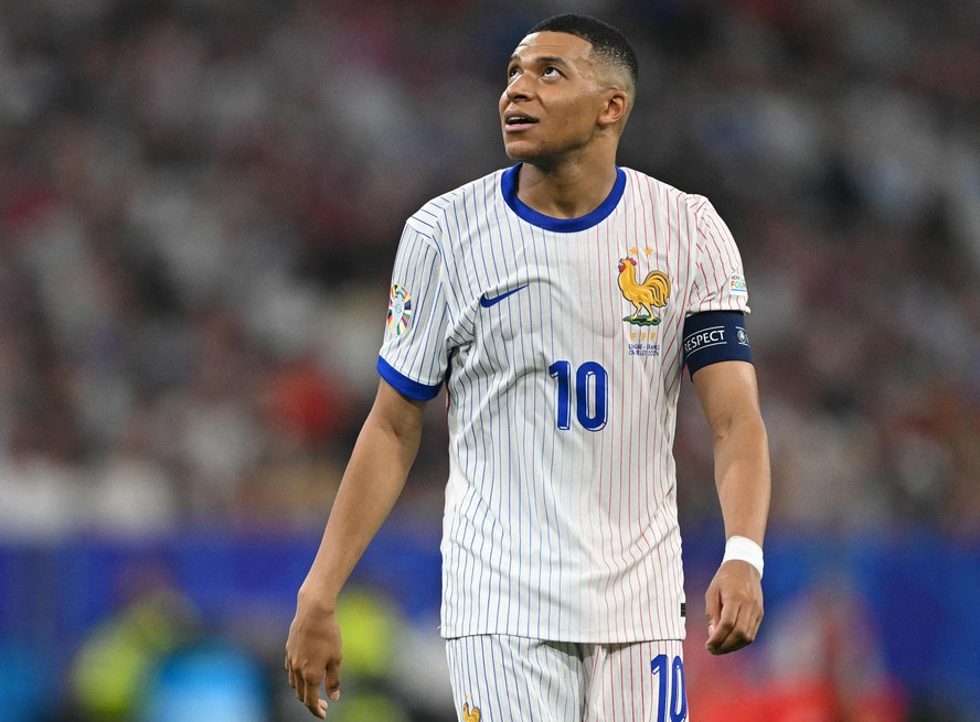 Mbappé volta a ser convocado pela seleção francesa