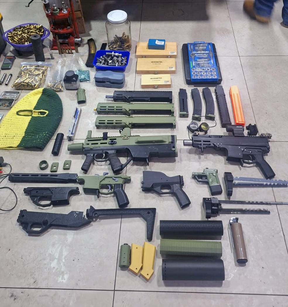 Algumas das armas produzidas em impressoras 3D — Foto: Reprodução