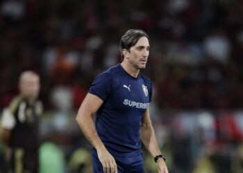 Fluminense termina Carioca invicto em clássicos, mas vice deixa campanha em segundo plano