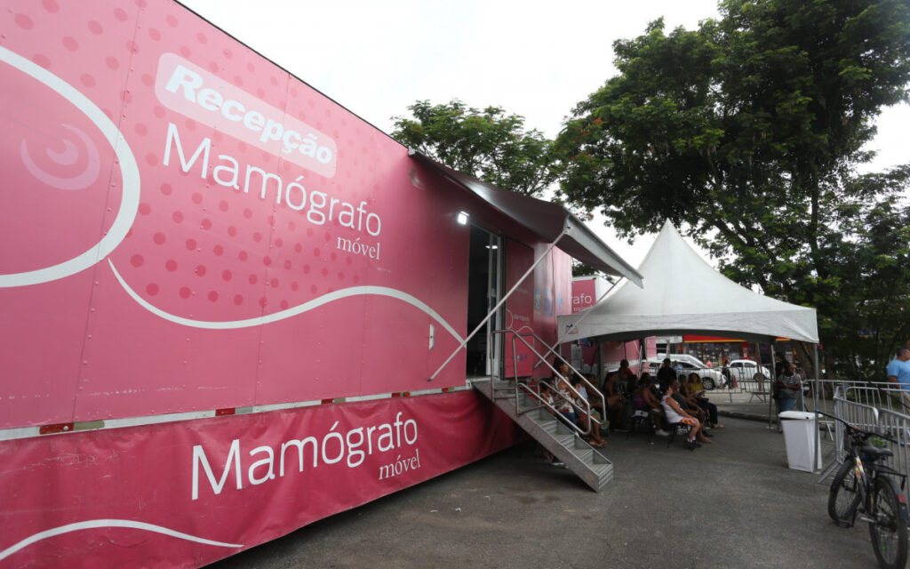 SES-RJ leva serviços de saúde e mamógrafo móvel para São Gonçalo