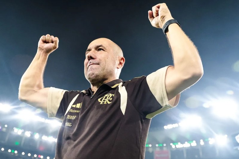 Leonardo Jardim estreia com título no Flamengo e exalta equipe após conquista do Carioca