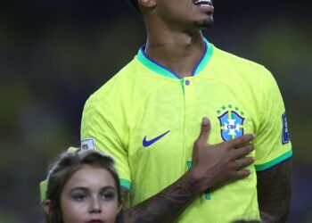 Gabriel Magalhães foi cortado de amistosos contra França e Croácia