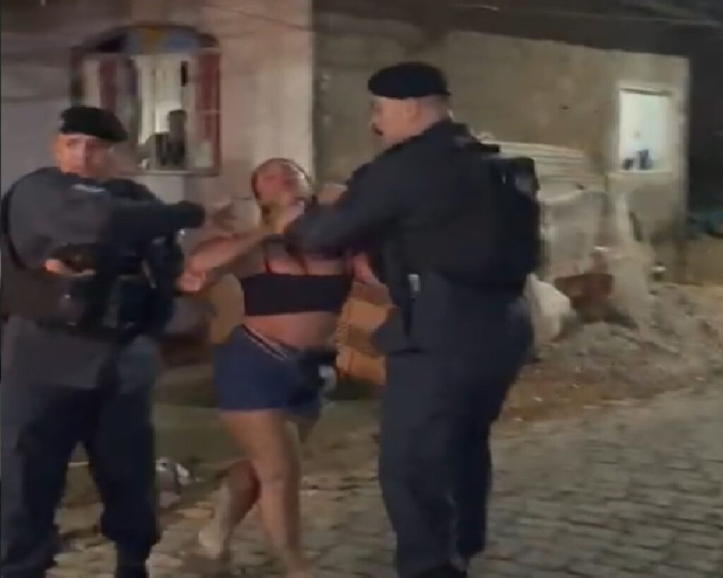 PM abriu investigação após denúncia de agressões durante abordagem em Cachoeiras de Macacu