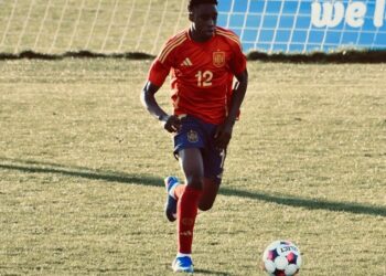 Real Madrid encaminha contratação de jovem promessa da lateral esquerda