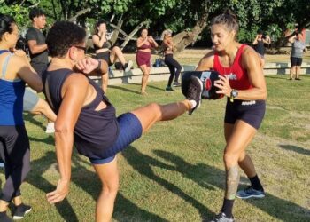 Poliana Botelho lidera aulas gratuitas de defesa pessoal para mulheres no Parque do Flamengo
