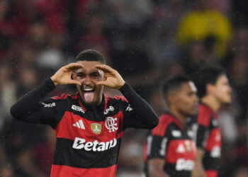 Samuel Lino lidera Flamengo em assistências na temporada de 2026