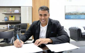 Novo vereador assume cadeira na Câmara de Macaé com foco em segurança pública