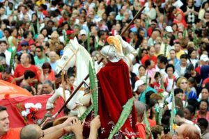 Maricá celebra São Jorge com festa religiosa, shows e cavalgada no Espraiado