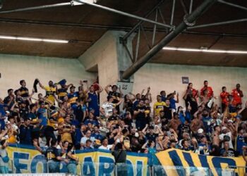 Torcedor do Boca Juniors é detido por gesto racista no Mineirão