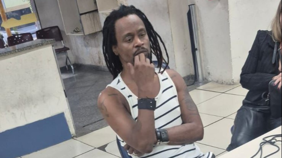 Tony Garrido é ouvido na 5ªDP — Foto: Reprodução