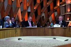 Lula assina acordo Mercosul-UE após 27 anos de negociações