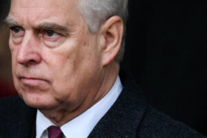 Polícia britânica investiga acusação de agressão sexual contra o ex-príncipe Andrew
