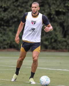 São Paulo rescinde contrato de Dória após ameaças e problemas familiares