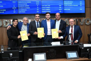 Sessão da CMNI aprova projetos de homenagem, incentivo à atividade física e celebra personalidades de Nova Iguaçu