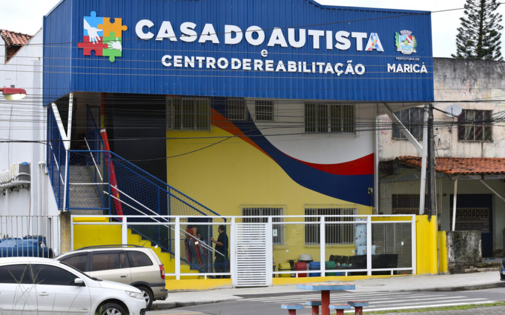 Maricá sanciona lei que permite a pessoas com TEA entrarem com alimentos próprios em estabelecimentos