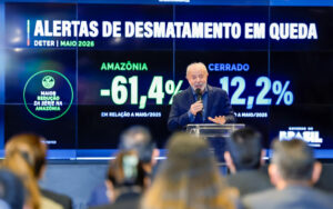 Lula rebate tarifaço dos EUA e promete enviar dados sobre queda do desmatamento