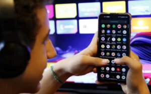 Governo passa a monitorar 18 sites adultos para checar proteção de menores