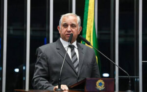 Líder da oposição diz que Jaques Wagner vai ter que se explicar; operação compromete governo Lula