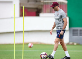 Fluminense inicia preparação para a retomada da temporada no CT Carlos Castilho