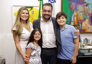 Justiça determina fim da escolta para ex-primeira-dama e filhos de Cláudio Castro