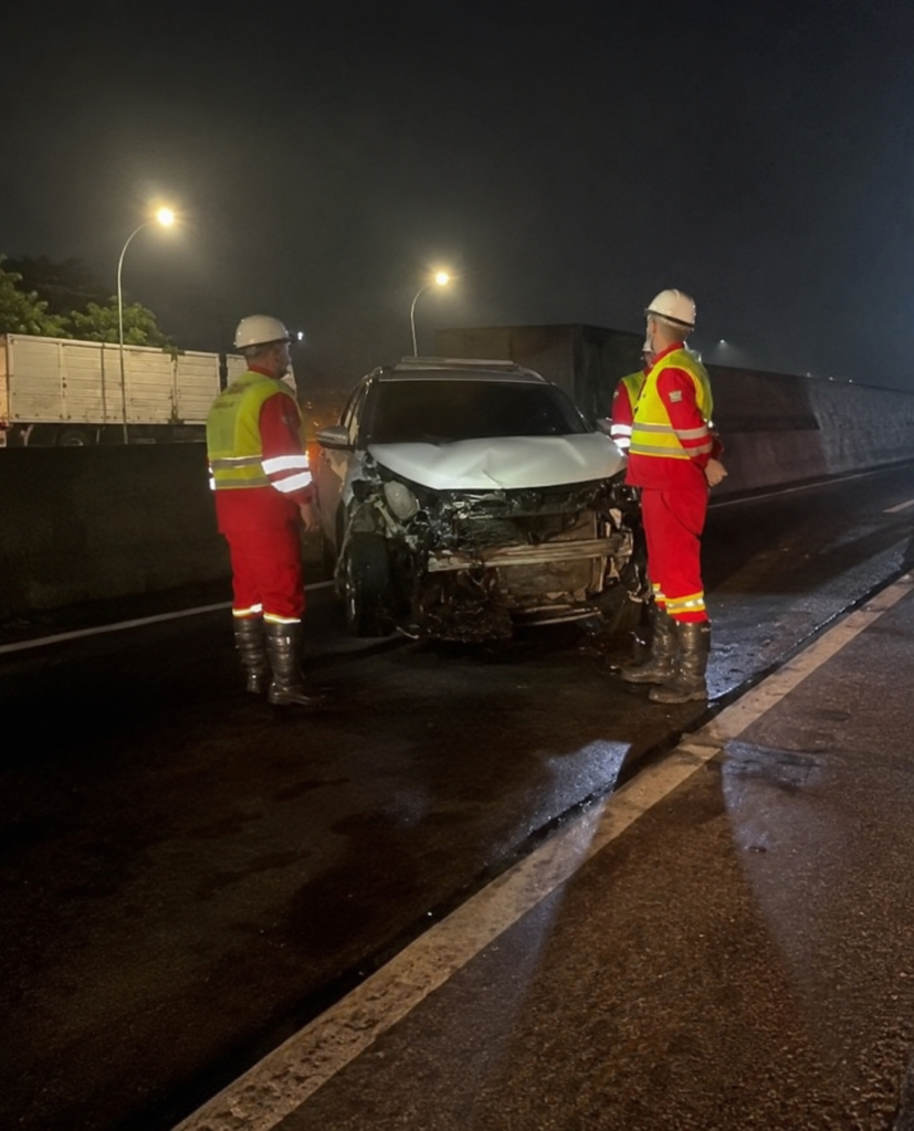 Acidente na Via Dutra mobiliza equipes de resgate e causa lentidão em Nova Iguaçu