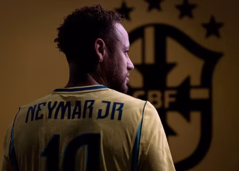 “Erro” em camisa oficial do Brasil com nome de Neymar viraliza nas redes sociais