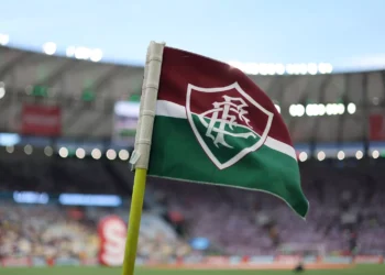 Fluminense define estreia da nova terceira camisa da temporada