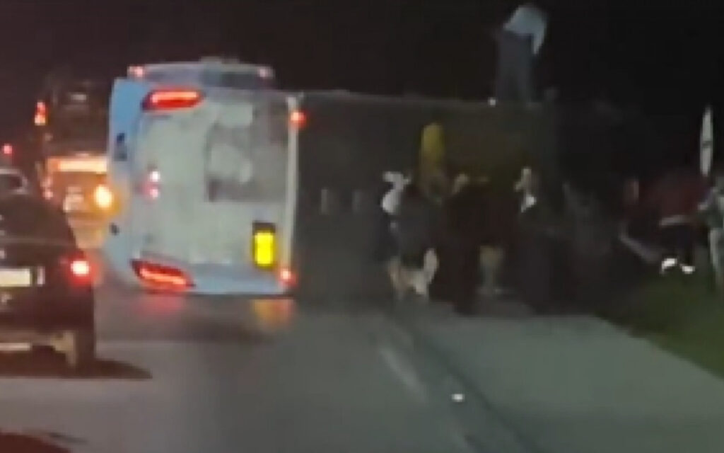 Briga entre motorista e passageira termina em socos, mordidas e confusão na Freguesia