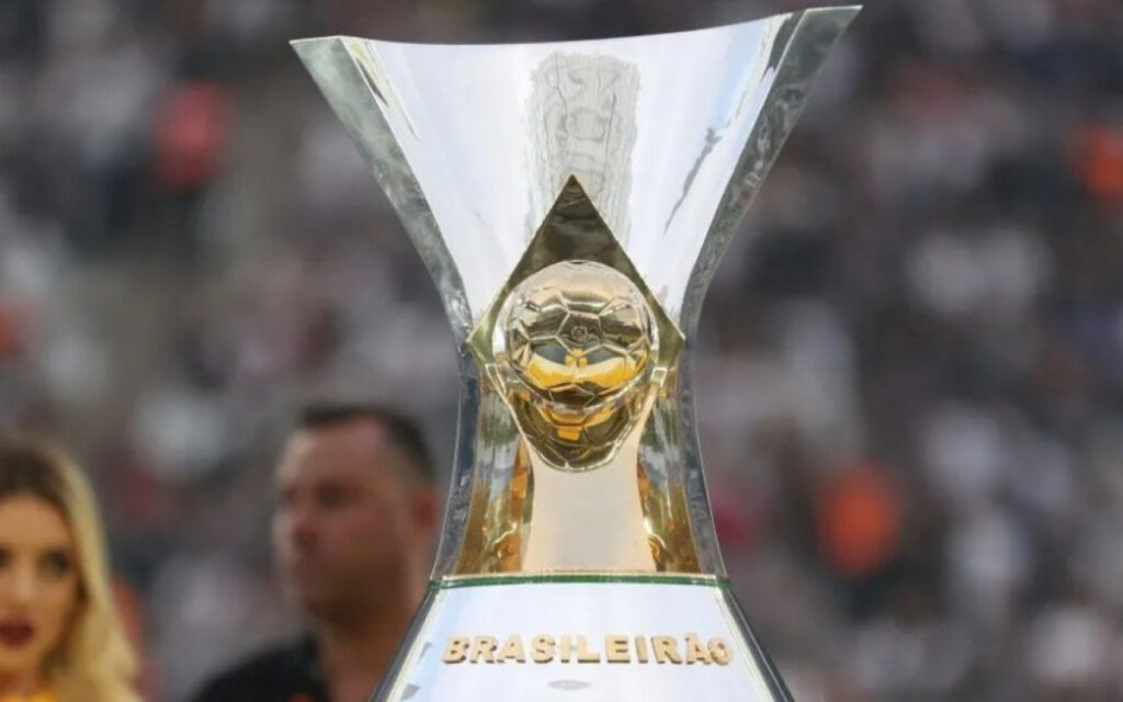 Brasileirão está de volta após pausa para a Copa do Mundo com jogos de Vasco e Botafogo