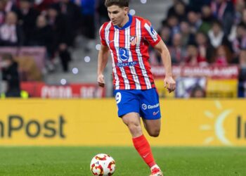 Atlético de Madrid descarta saída de Julián Álvarez e fecha portas para interesse do Barcelona