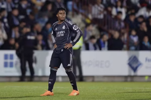 Endrick pode deixar o Real Madrid após perder espaço com Mourinho