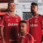 Flamengo apresenta terceiro uniforme para a temporada 2026