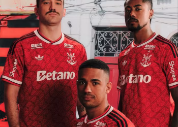 Flamengo apresenta terceiro uniforme para a temporada 2026