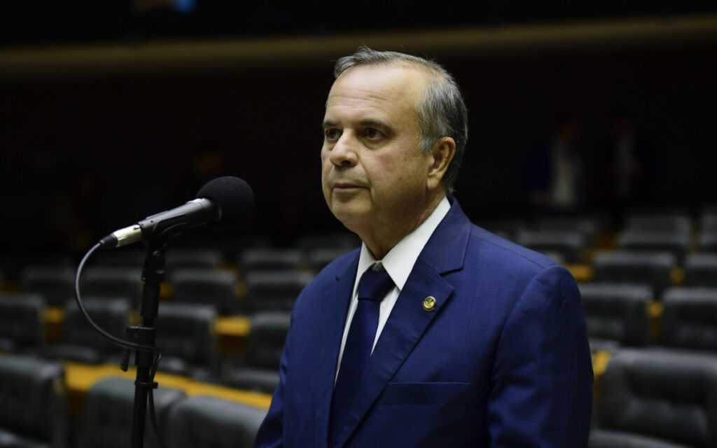 Marinho prevê avanço do fim da escala 6×1 na CCJ, mas descarta votação imediata no plenário