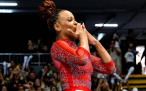 Rebeca Andrade alcança maior nota do mundo no salto em 2026