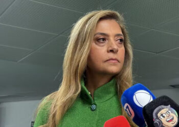 Agência abre investigação sobre venda da SAF do Vasco e impõe restrições ao clube