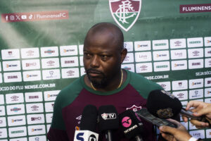 Fluminense adia definição de novo técnico, e Marcão ganha espaço nos bastidores