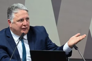 TRE proíbe Garotinho de usar fundo eleitoral, participar de debates e ter propaganda gratuita