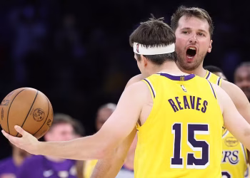 Lakers pode ser vendido por valor recorde de US$ 12,5 bilhões