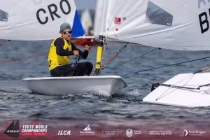 Filho de Robert Scheidt é campeão mundial Sub-19 de vela