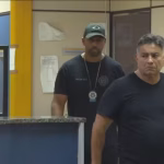 Delegado aposentado da PF é preso suspeito de tentar furtar produtos em supermercado na Barra