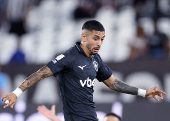 Santi Rodríguez encerra passagem pelo Botafogo e volta à MLS
