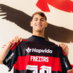 Flamengo anuncia Joaquín Freitas após acordo com o River Plate