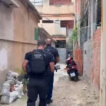 Mulher investigada por tentativa de homicídio contra ex-companheiro é alvo de operação no RJ