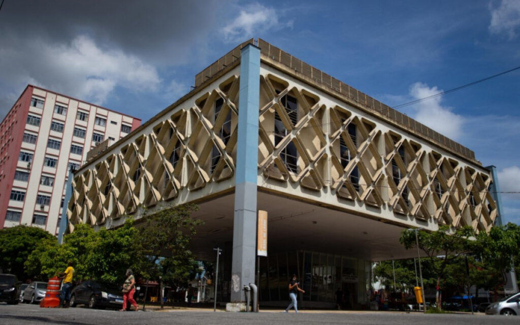Biblioteca Raul de Leoni celebra 71 anos com programação gratuita em Volta Redonda