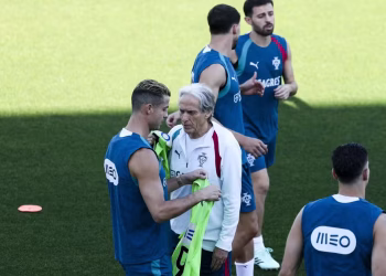 Cristiano Ronaldo deixa estádio e não participa de treino de Portugal
